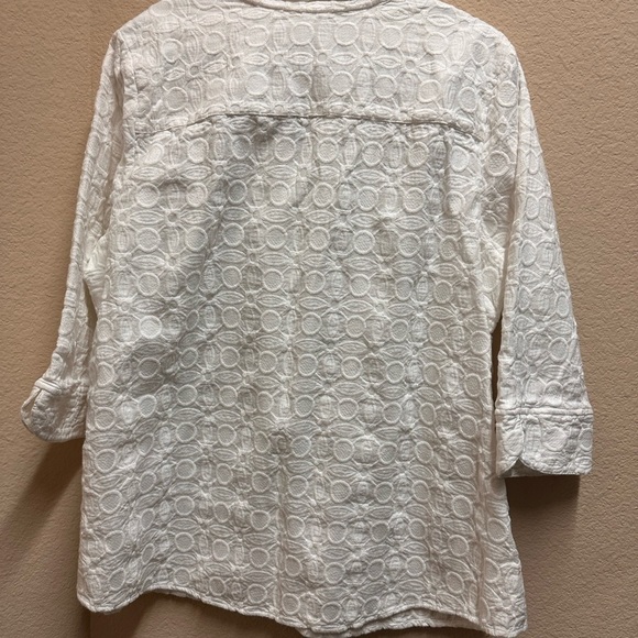 Foxcroft White Relaxed Notched Collar Blouse - Picture 2 of 5